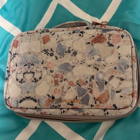 Travel Pouch! - Picture 7 of 7